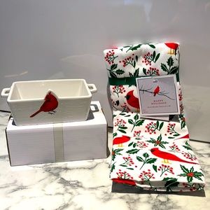 NWT/Temptations Cardinal stoneware  Woodland baker & set of 2 Cardinal towels
